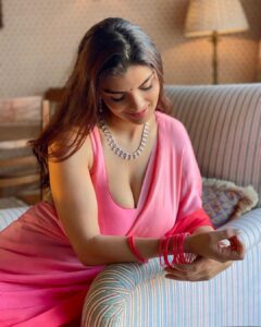 Tips to Look Hot in a Saree|साड़ी में हॉट दिखने के टिप्स