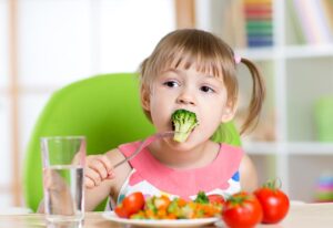 बच्चों को सब्जियां खिलाने के 6 तरीके | 6 Ways To Introduce Your Kids…